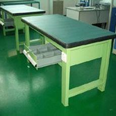 提升效率與品質(zhì) 現(xiàn)代工作臺(tái)在產(chǎn)品展示中的關(guān)鍵作用